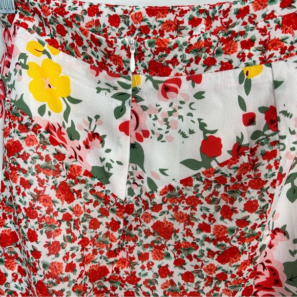 Showpo I’ll Take Two Of That Mini Skirt size 6 - Picture 4 of 7